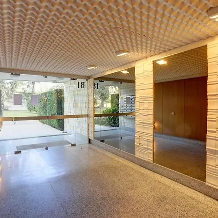 Lejlighed Pool Large Terrace Parking Air Conditioning 2 Bedrooms